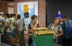 Més de 10.000 persones visiten a Perpinyà les exposicions "155 fotos per la llibertat" i "55 urnes per la llibertat"