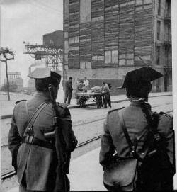 1962 Es promulga a l'Estat espanyol Llei de Conflictes Col·lectius
