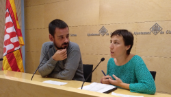 Els regidors de la CUP a Girona Lluc Salellas i Laia Pèlach