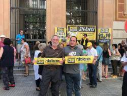 Representants del col·lectiu "Silenci" van a Madrid per lliurar una carta al jutge Pablo Llarena