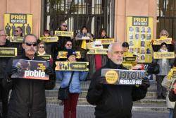 Les àvies i avis lliuren un document d'auto inculpació a la Fiscalia de Tarragona