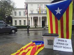 Protesta a Londres per la prohibició de la candidatura del president Puigdemont