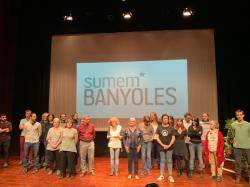 Més d'un centenar de persones participen a l'acte polític de "Sumen Banyoles" celebrat a l'auditori de l'Ateneu