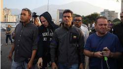 L'ultradretà Leopoldo López i la seva família es refugien a l'ambaixada d'Espanya a Caracas