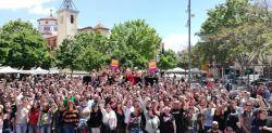 Membres de la CUP Alt Urgell participen l'acte a Sabadell per presentar les 200 candidatures rupturistes
