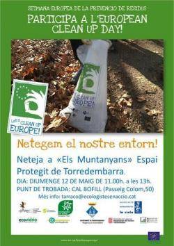 Neteja a la platja dels Muntanyans de Torredembarra