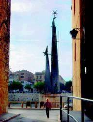 La CUP exigeix la retirada immediata del monument franquista a Tortosa i considera que mantenir-lo suposa un insult a la memòria