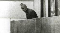 1972 El grup palestí Setembre Negre segresta un grup d'atletes israelians