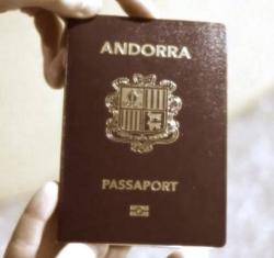 1995 Nova llei restrictiva de nacionalitat a Andorra
