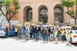 Silenci...rebel·leu-vos! reprèn de nou l'acció reivindicativa a la porta del Palau de Justícia de Tarragona
