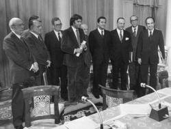 1977 Se signen els Pactes de la Moncloa