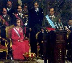 1975 Juan Carlos de Borbó esdevé el rei de l'Estat franquista