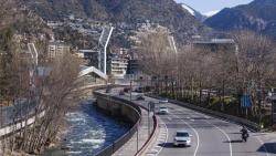 Andorra anuncia el cessament de totes les activitats laborals de risc