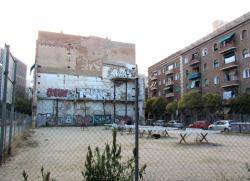 "Habitem les Drassanes" demana que l'Ajuntament de Barcelona defensi l'habitatge als solars de Santa Madrona