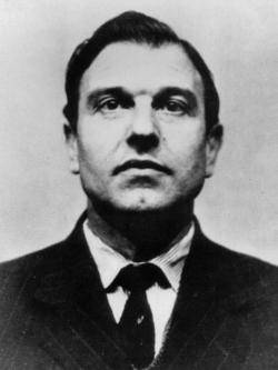 1966- L'espia del KGB George Blake s'escapa d'una presó britànica