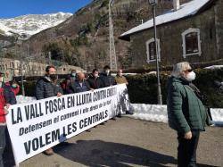 Mobilitzacions a la Vall Fosca per denunciar el tracte d'Endesa i reivindicar que les centrals siguin públiques