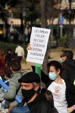 Protesta per reclamar la Jornada Contínua a les escoles de Catalunya