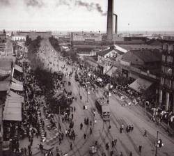 1919 El Sindicat Únic d'Aigua, Gas i Electricitat de la CNT inicia la vaga a tot el sector a Barcelona i rodalies