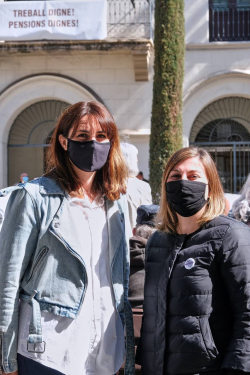 Alba Blanco, del Comitè Local de Comunistes de Catalunya, i Nora San Sebastián, portaveu de Guanyem Badalona