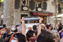 Protestes a Les Rambles contra l'anunci d'indult de Pedro Sánchez (Imatge:ANC)