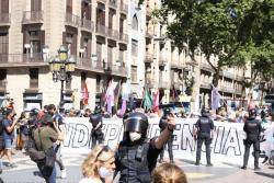 Protestes a Les Rambles contra l'anunci d'indult de Pedro Sánchez (Imatge:ANC)