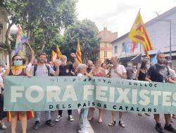 Milers de persones es manifesten pels carrers de Perpinyà contra el feixisme