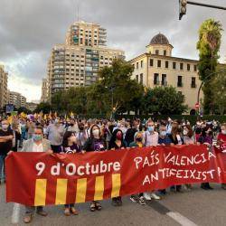 Clam contra el feixisme a València en la commemoració del 9 d'Octubre