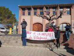El diputat de la CUP per Girona Dani Cornellà a la concentració en contra de la variant de Vilafant