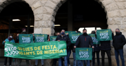 Aragonès  rebut a Balaguer amb crits  de "No als Jocs"