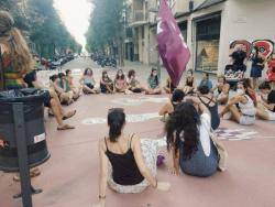 El col·lectiu feminista Cau de Llunes presenta una moció en motiu del 8M a l'Ajuntament de Tarragona