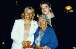 Imatge de l'actor Leonardo Di Caprio amb la seva mare i la seva àvia ucraïnesa Jelena Stepanovna Smirnova (Imatge: Twitter)