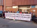 Els docents es mobilitzen a diverses poblacions en la primera jornada d'aturades parciales 