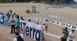 Mobilització a la costa de Begur contra els ?atemptats urbanístics?