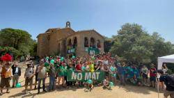 Participació massiva a la caminada reivindicativa No MAT a Farners