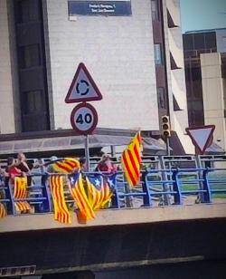 Pont per la independència a Sant Just Desvern