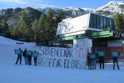 STOP JJOO exigeix solucions per tenir un Pirineu Viu i denuncia el malbaratament que suposa la producció de neu artificial