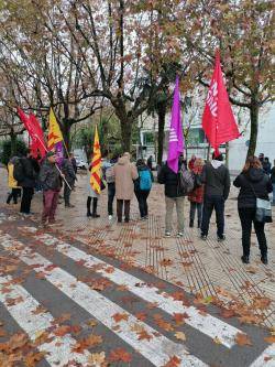 Avui dimarts 13 de desembre a les 10:15 en Martí i en Joan havien de declarar als Jutjats d'Igualada on a pocs metres s'hi ha fet un acte en solidaritat amb els joves independentistes represaliats.