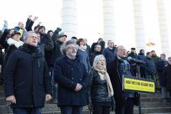 L'independentisme omple Montjuïc contra la cimera Sánchez-Macron