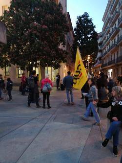 La cinquena aturada ha estat davant de l'escola Eiximenis on Eloi Planas ha fet explicat la import&agrave;ncia de la immersi&oacute; ling&uuml;&iacute;stica