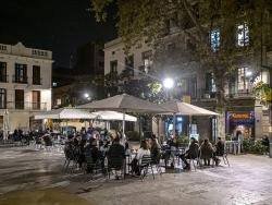 La FAVB demana una nova ordenança de terrasses a Barcelona