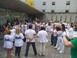 Protesta sindical contra els canvis d'horaris imposats a l'Hospital de la Vall d'Hebron