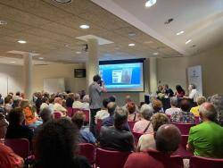 Més d´un centenar de persones omplen la Casa de Cultura de Llançà a la presentació de "Les Rutes de la llibertat"