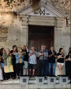 Òrrius posta per fer efectiva la DUI en una consulta popular