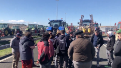 Els pagesos aixecaran dem&agrave; al migdia el tall de l'A-2 a T&agrave;rrega