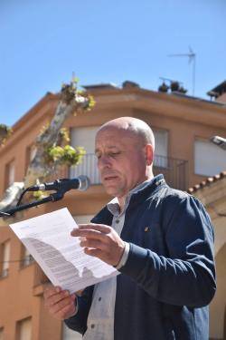 Jaume Piquer (Oficina MHP Quim Torra) avui (24/04/2024) a Santa Coloma de Farners a l'acte organitzat per la Coordinadora Antimonàrquica de les Comarques Gironines (CACG)  en suport a 4 encausats antimonàrquics (Imatge: Joan Aureli Martí Boigues)