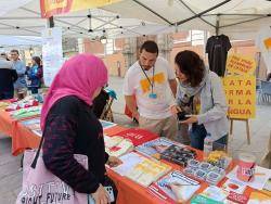 La segona edició de la Diada del Còmic en Català omple la plaça Santa Anna de Mataró