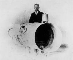 amon Casanova i Danés (Campdevànol, 1892 ? Barcelona, 1968), inventor del pulsoreactor, precursor del motor de reacció i catalanista compromès amb la cultura i el progrés social.