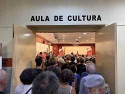 Llach i Pesarrodana fan una crida a mobilitzar-se davant una eventual investidura de Salvador Illa