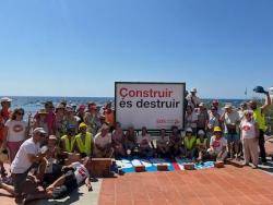 SOS Costa Brava presenta la campanya "Construir és destruir"per alertar de l'allau de casos que afecten el litoral