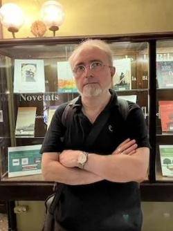 "no som la perifèria de ningú, sinó el centre de nosaltres mateixos... tret que assumeixis la subalternitat provinciana"